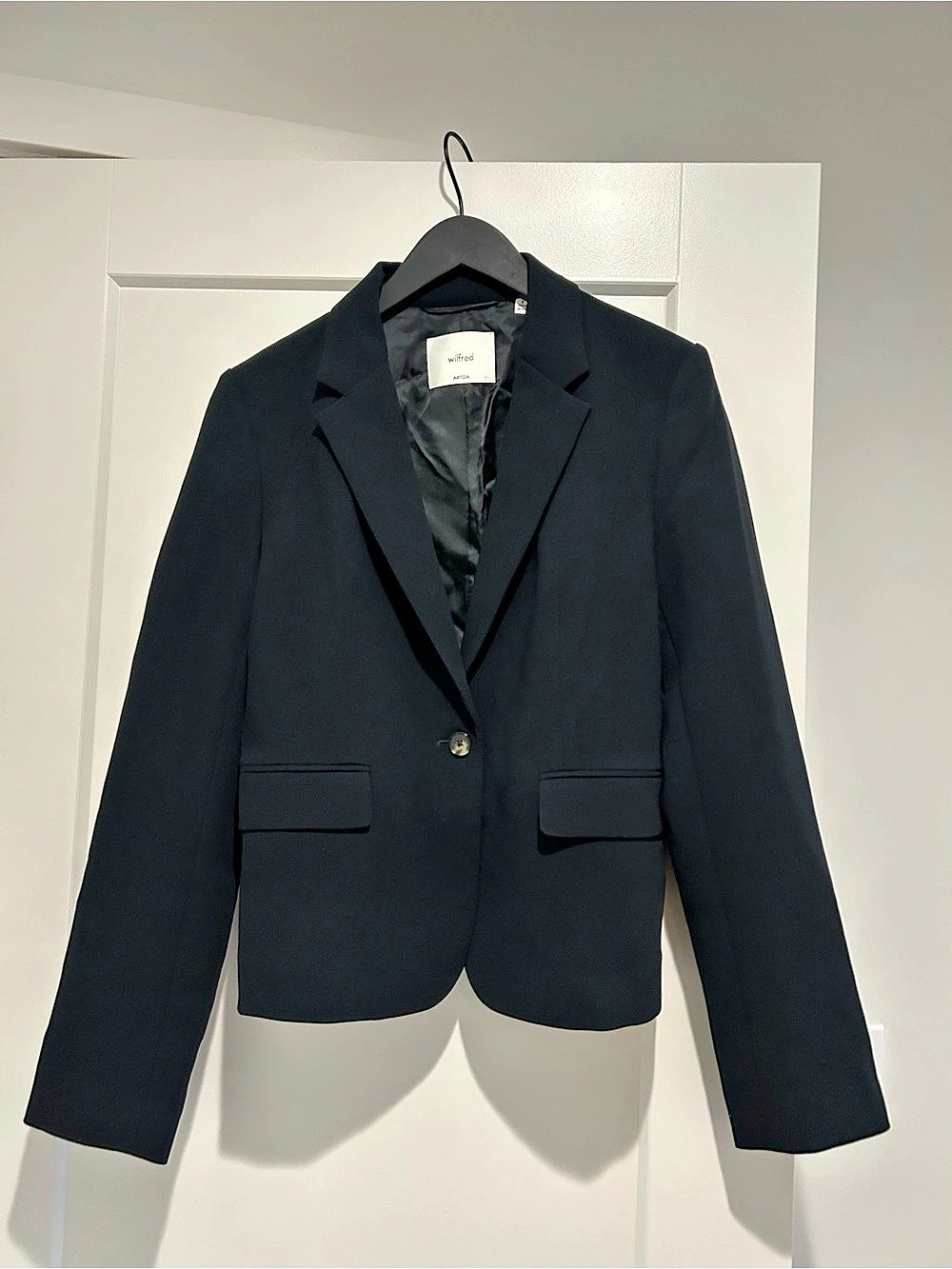 Wilfred Blazer in Black Size 8 Like New